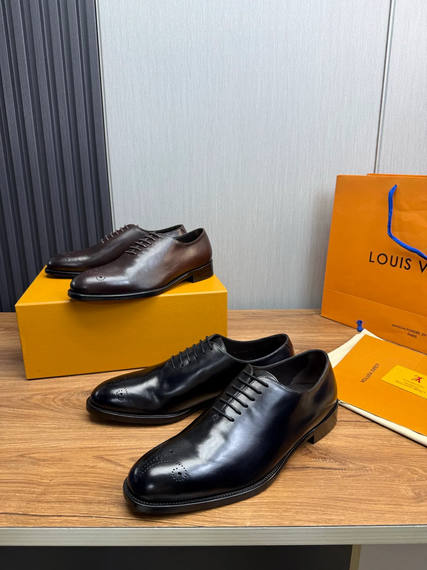 Men's shoes💰760💰 LV. Men's business casual leather shoes, 1:1 shipment ⬆️Luxurious and noble👞All imported original brand leather, just to create a more comfortable wearing experience, upper: original cowhide ➕Imported full cow lining, original leather outsole ✔️36-45 (38.45 non-refundable)